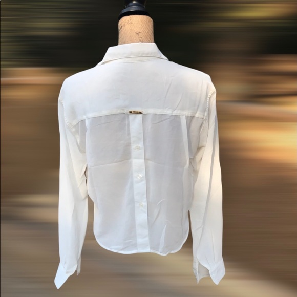 🛍 3/$20 Studio F off white top NWOT - Picture 3 of 7